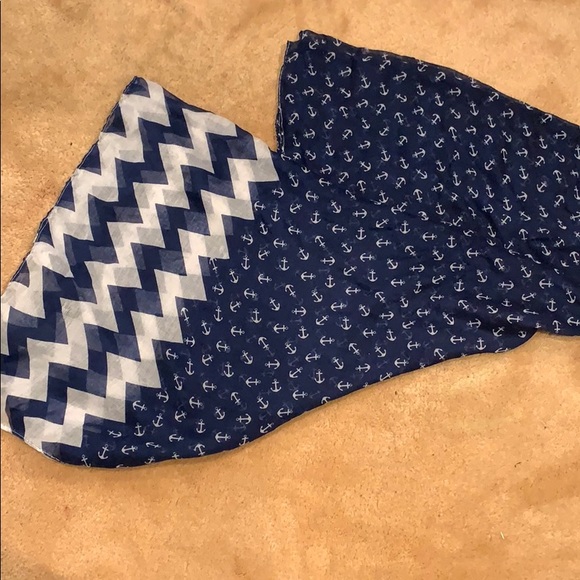 Blue Anchor Scarf - Picture 2 of 4